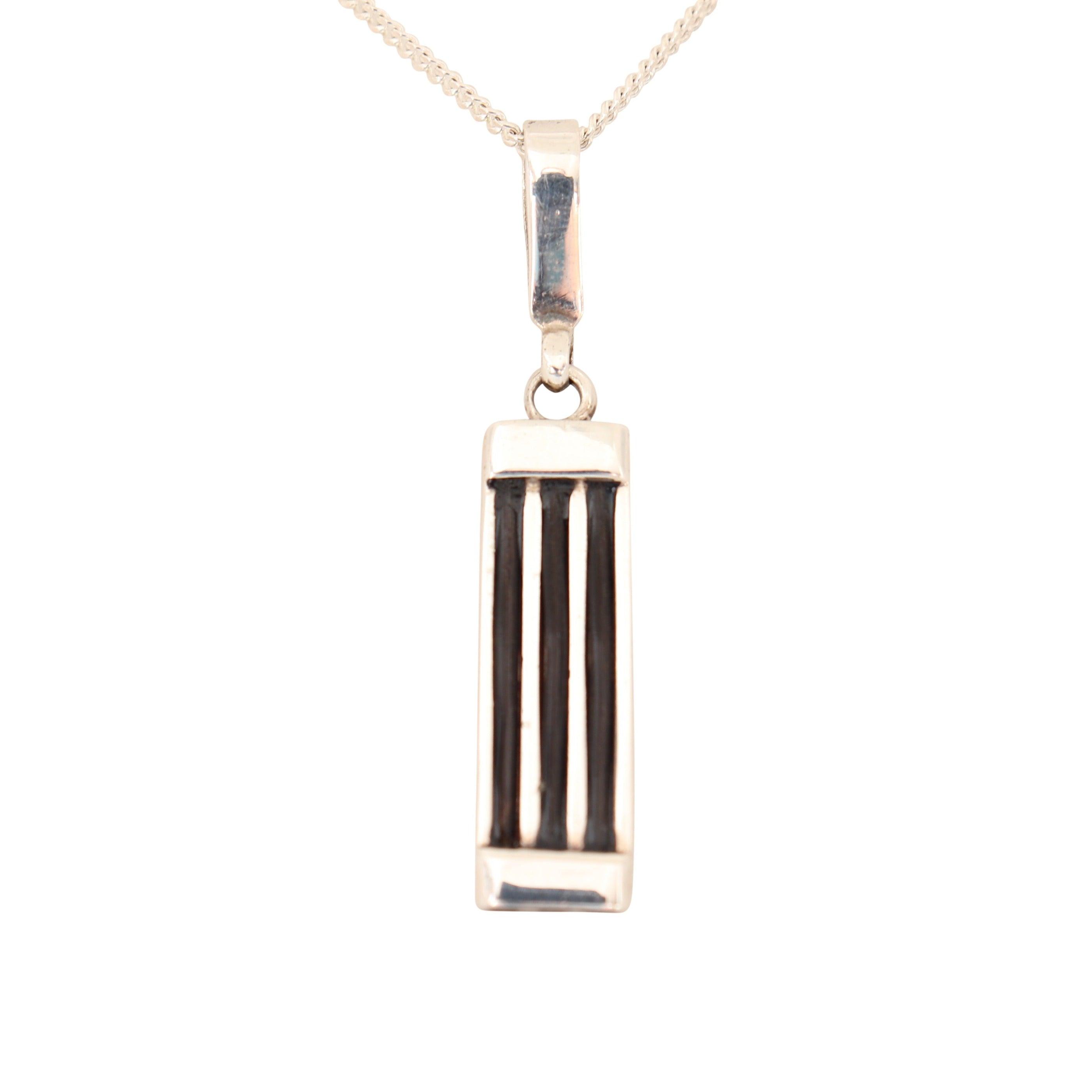 Elephant hair pendant discount
