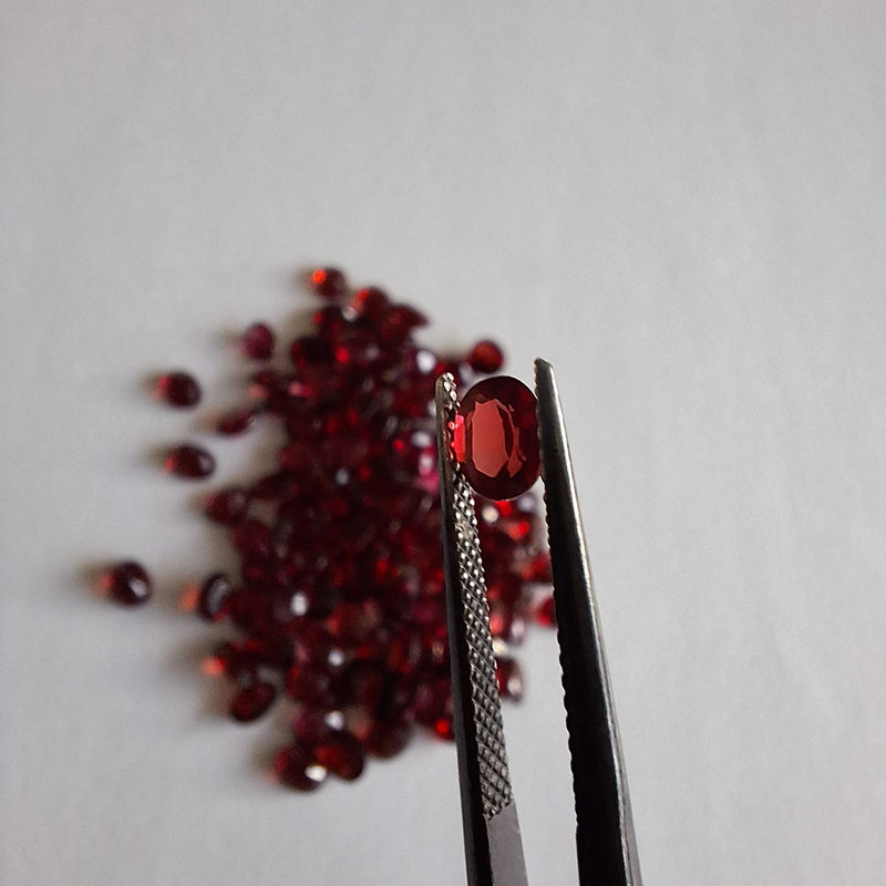 Garnets, Ovals 5x4mm