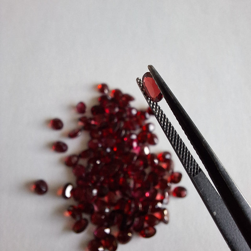 Garnets, Ovals 5x4mm