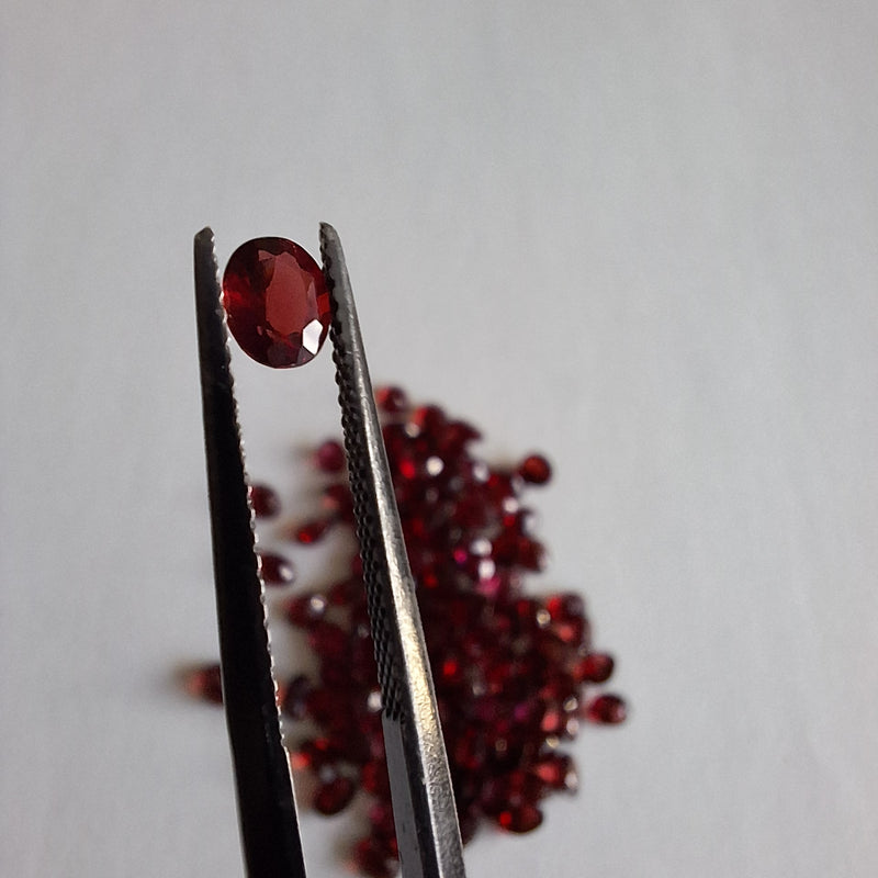 Garnets, Ovals 5x4mm