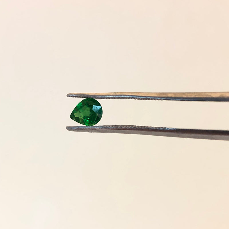 5x6.1mm pear shape tsavorite stone- Cape Diamond exchange Cape town