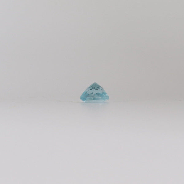 6.8mm Round Aquamarine Stone with bottom view - cape diamond exchange