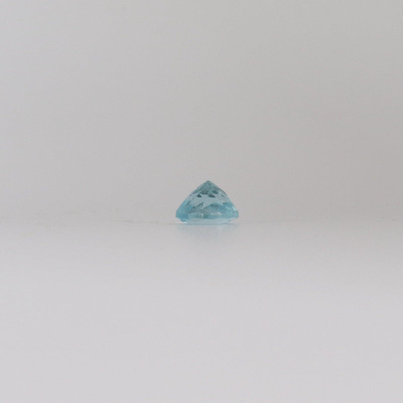 6.8mm Round Aquamarine Stone with bottom view - cape diamond exchange