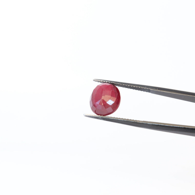 7mmx11.7mm Oval Ruby Stone with front view - cape diamond exchange