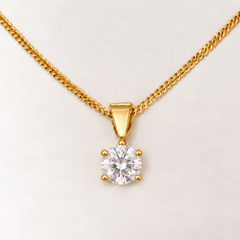 18kt yellow gold 1.00ct Diamond Pendant Cape Diamond Exchange Cape Town