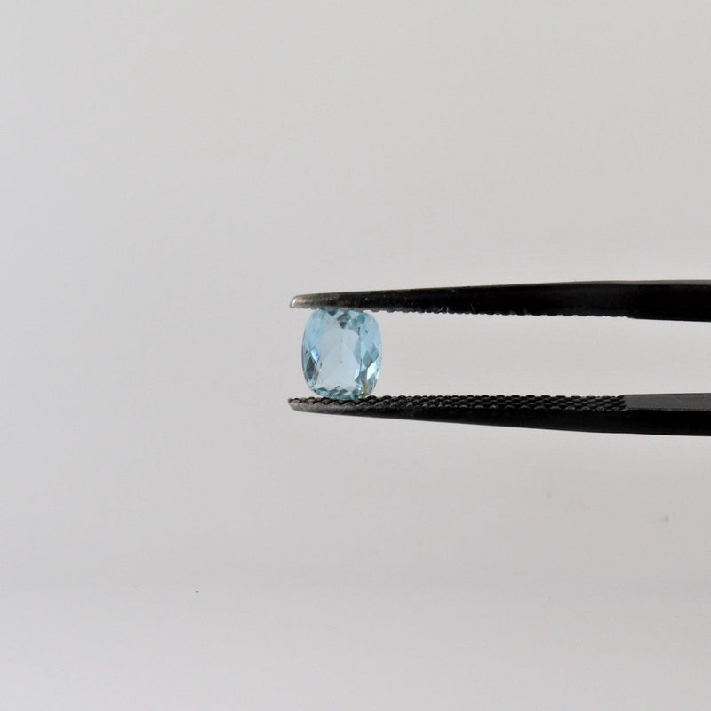 4.5mm x 5.3mm Cushion Aquamarine Stone with front view - cape diamond exchange