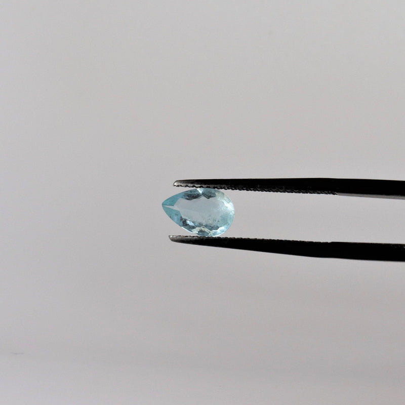 8.5mm x 5.8mm Pear Aquamarine Stone with side view - cape diamond exchange 