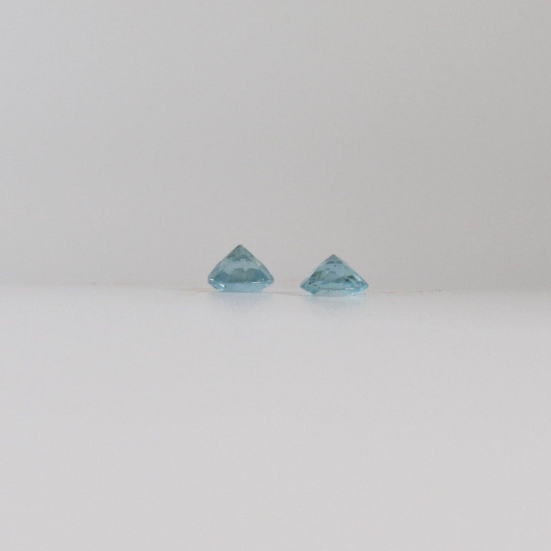 5.1mm Round Pair Aquamarine Stone with bottom view - cape diamond exchange