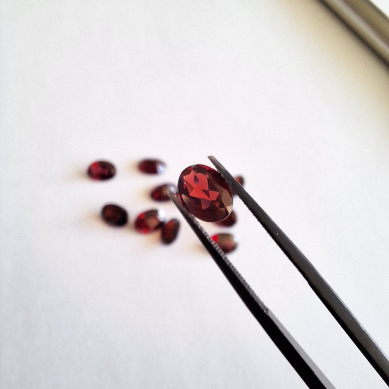 Natural Oval garnet 6x8mm, Cape Town South Africa