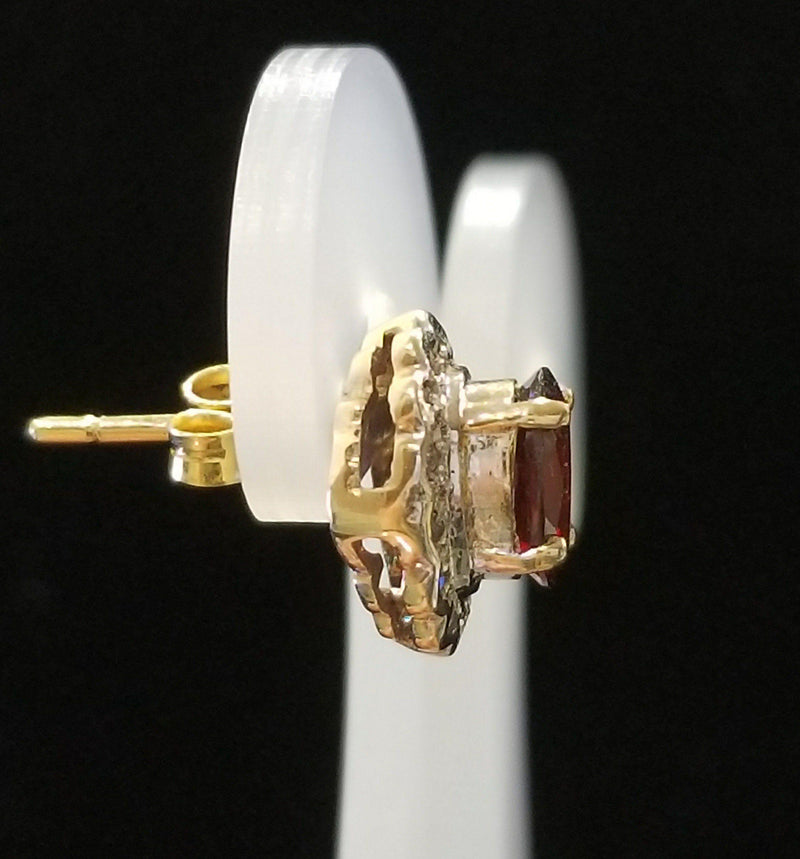 18 kt Yellow Gold Vintage Garnet earrings with Diamonds - Cape Diamond Exchange