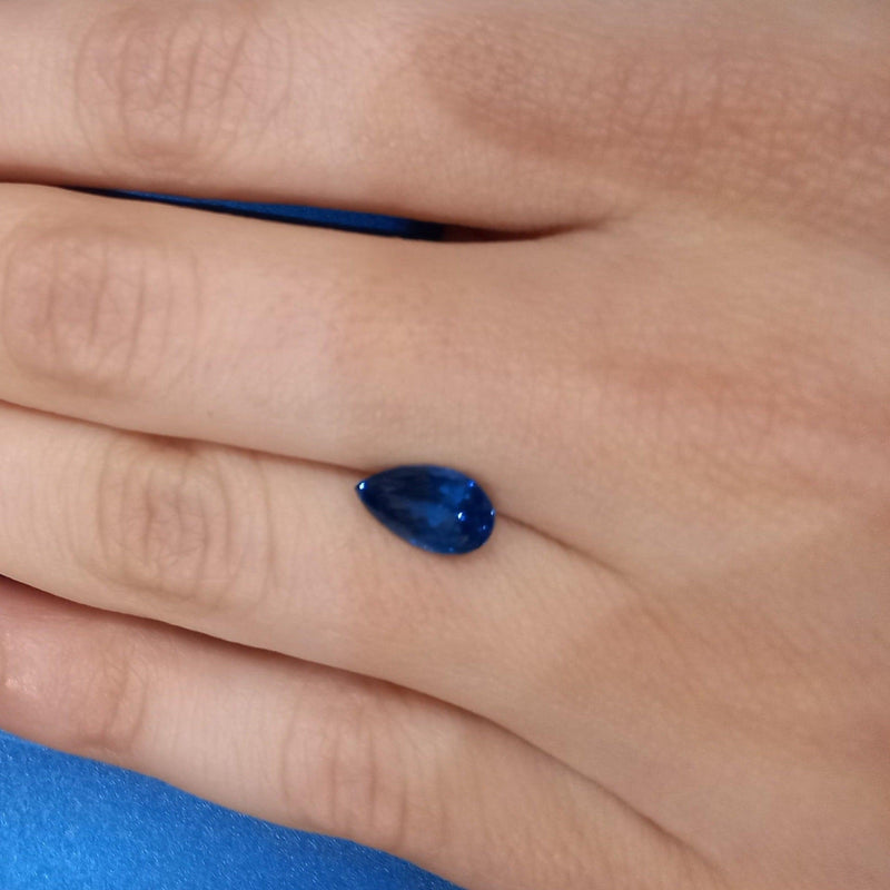 1.48ct Pear Tanzanite with side view - cape diamond exchange