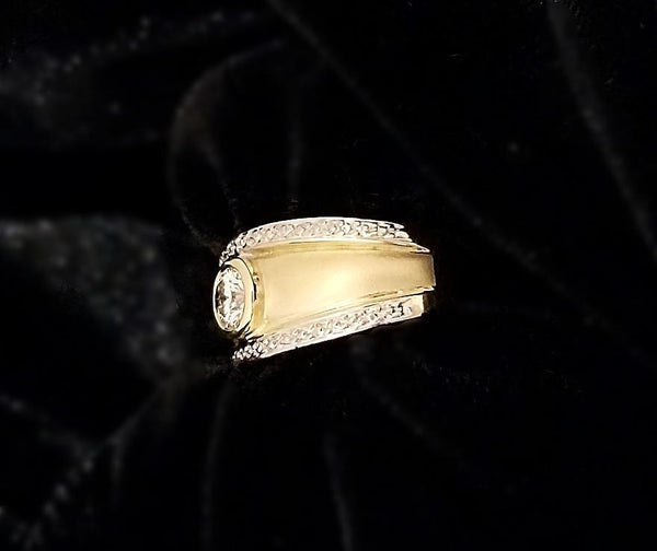 18 kt Yellow Gold Brush Finish Diamond Ring - Cape Diamond Exchange