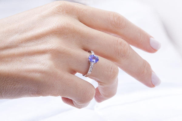 18kt Oval Tanzanite Ring with Diamonds - Cape Diamond Exchange