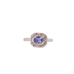 Horizontal set Tanzanite Vintage Ring - Cape Diamond Exchange