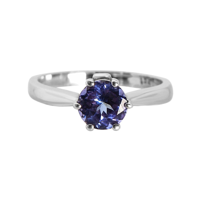 18 kt White Gold and Tanzanite Solitaire Ring