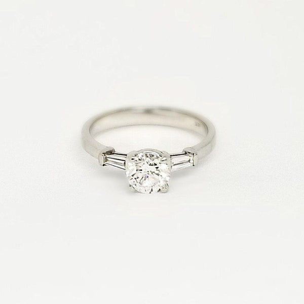 18 kt White Gold Diamond Engagement Ring - Cape Diamond Exchange