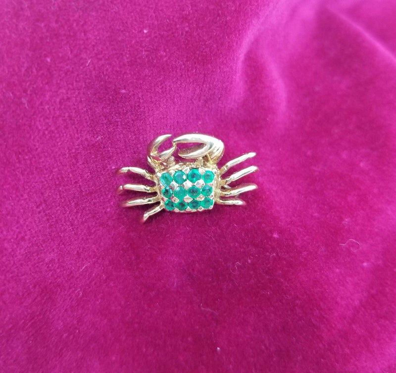18 kt Yellow Gold Crab Brooch with Emeralds - Cape Diamond Exchange
