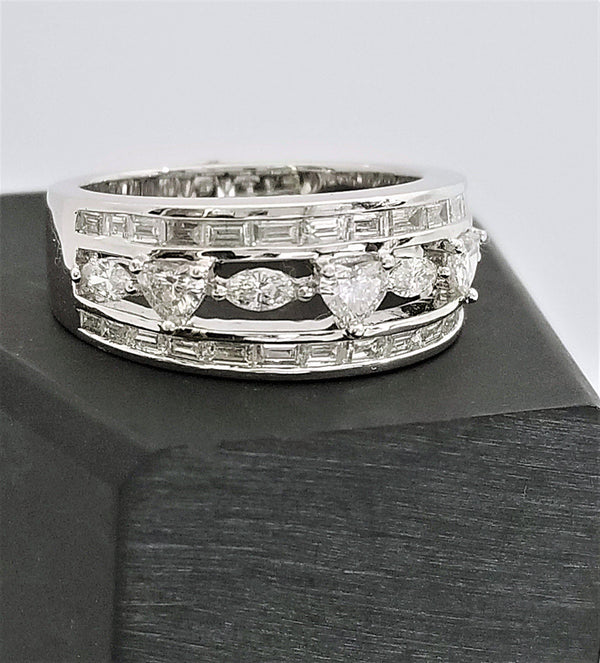 18 kt White Gold Ring With Fancy Shape Diamonds - Cape Diamond Exchange