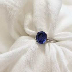 18 kt White Gold Oval Tanzanite Ring - Cape Diamond Exchange