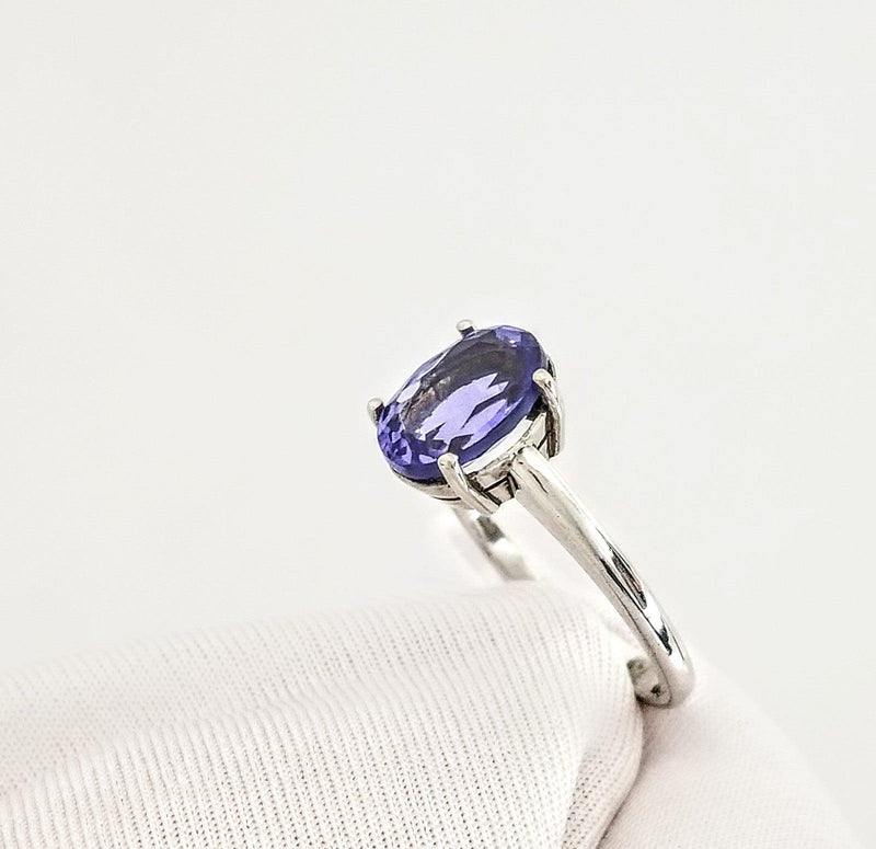 Oval Tanzanite Stone Ring - Cape Diamond Exchange