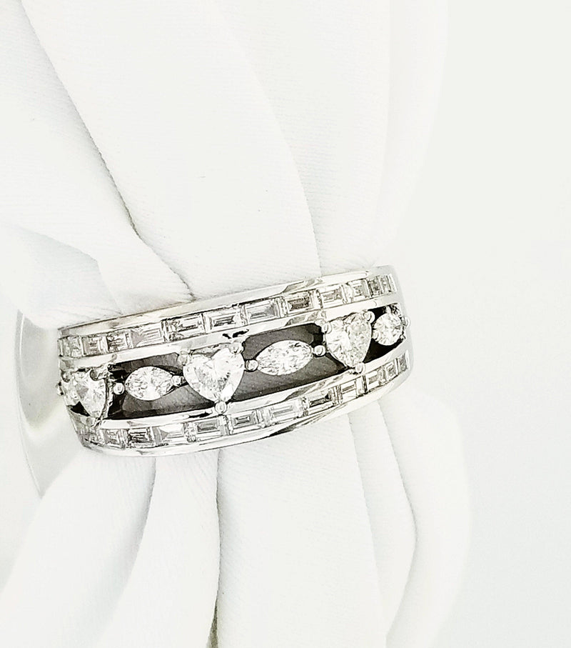 18 kt White Gold Ring With Fancy Shape Diamonds - Cape Diamond Exchange