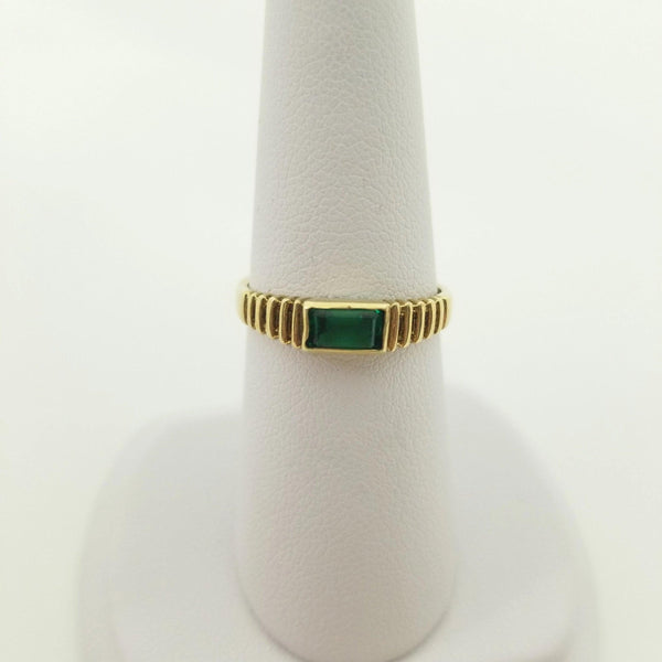 9kt Yellow Gold Ribbed Green Stone Ring - Cape Diamond Exchange