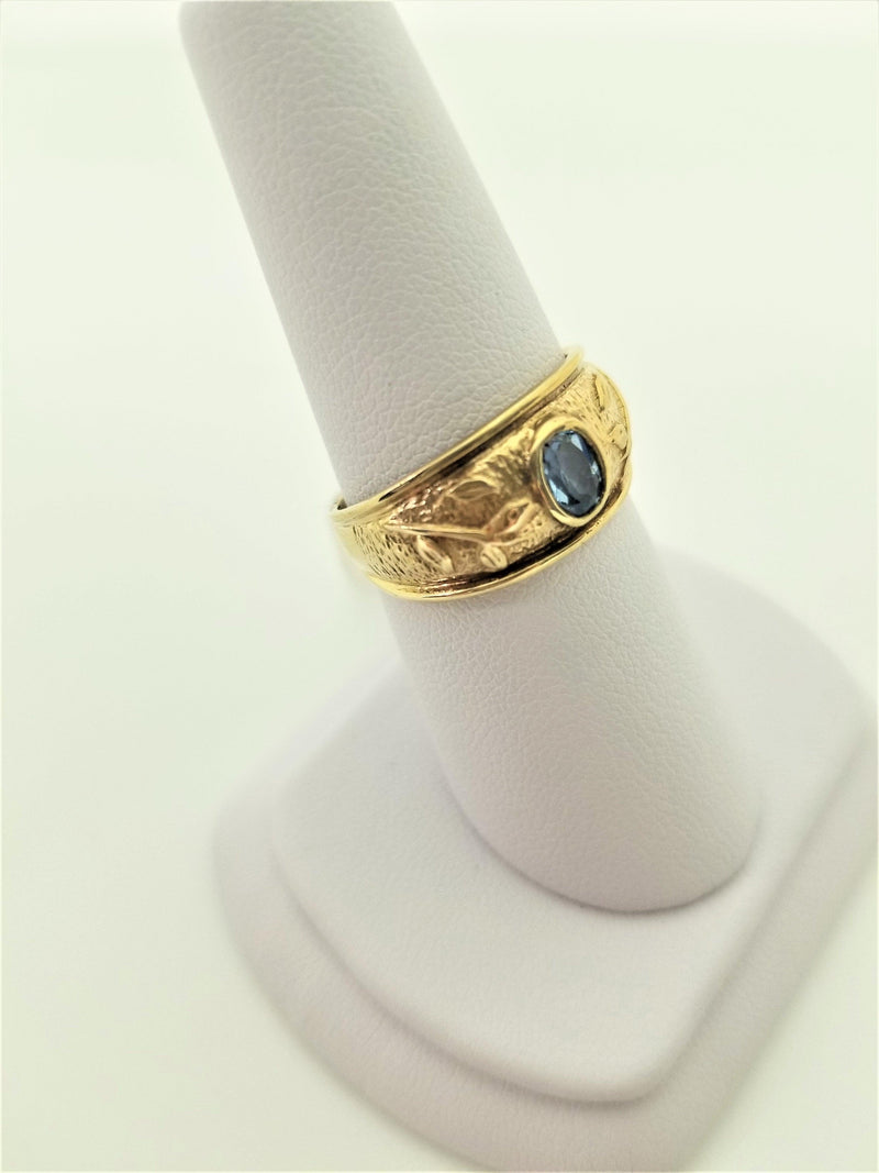 9 kt Yellow Gold Aquamarine Ring - Cape Diamond Exchange
