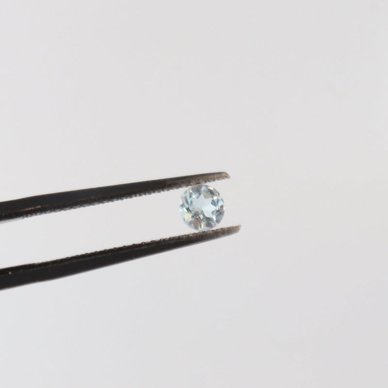 4.1mm Round Sky Blue Topaz Stone with front view - cape diamond exchange