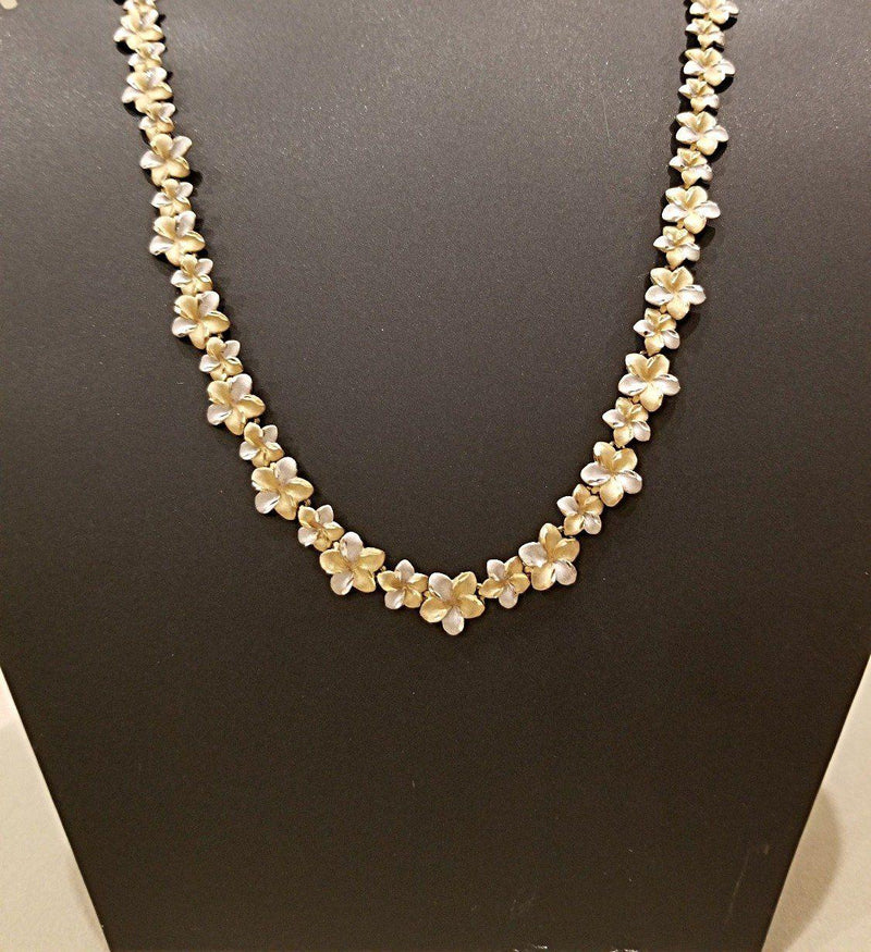 9 kt White and Yellow Gold flower Necklace - Cape Diamond Exchange