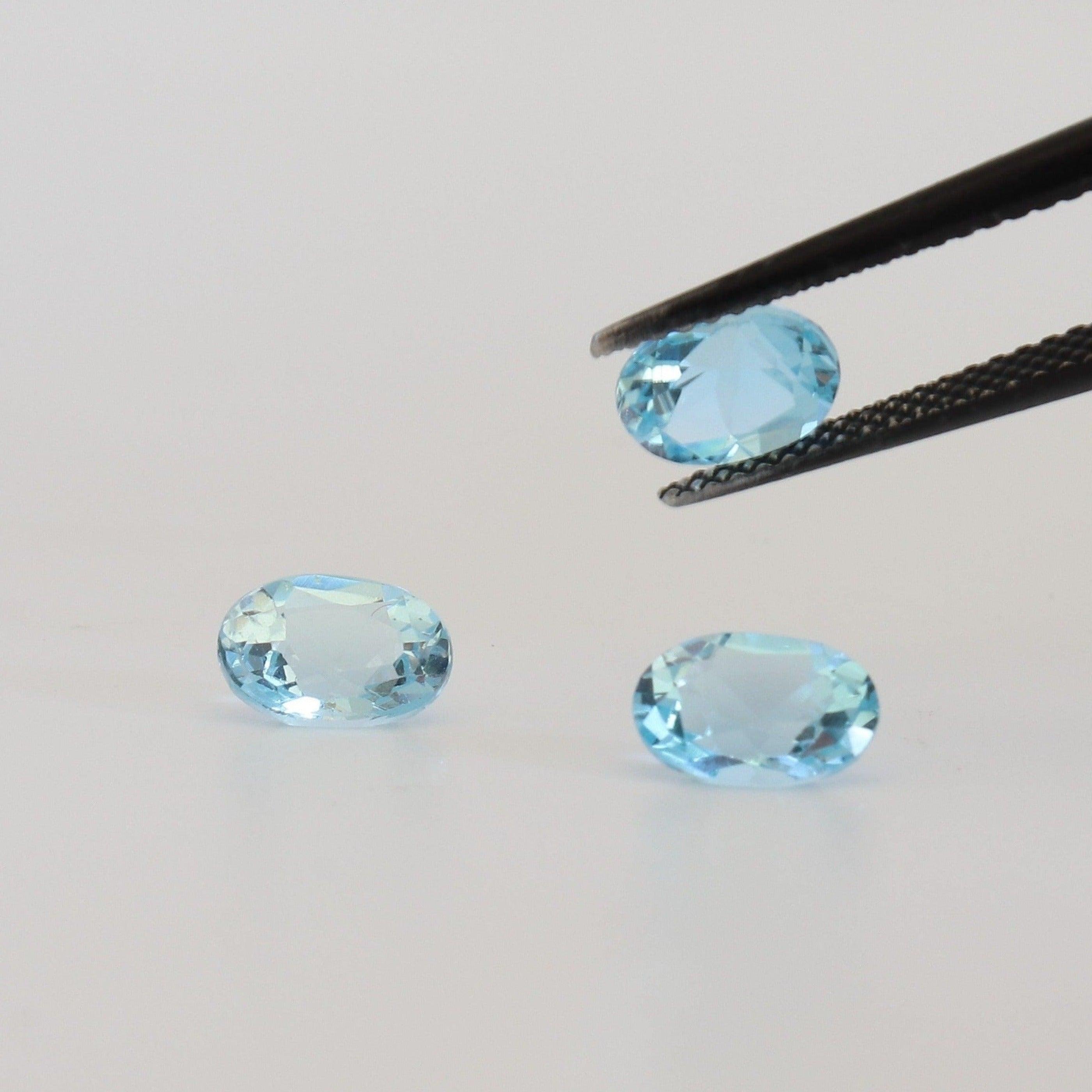 Piedra de topacio azul suizo ovalada de 5 mm x 7 mm/5,2 mm x 7,2 mm