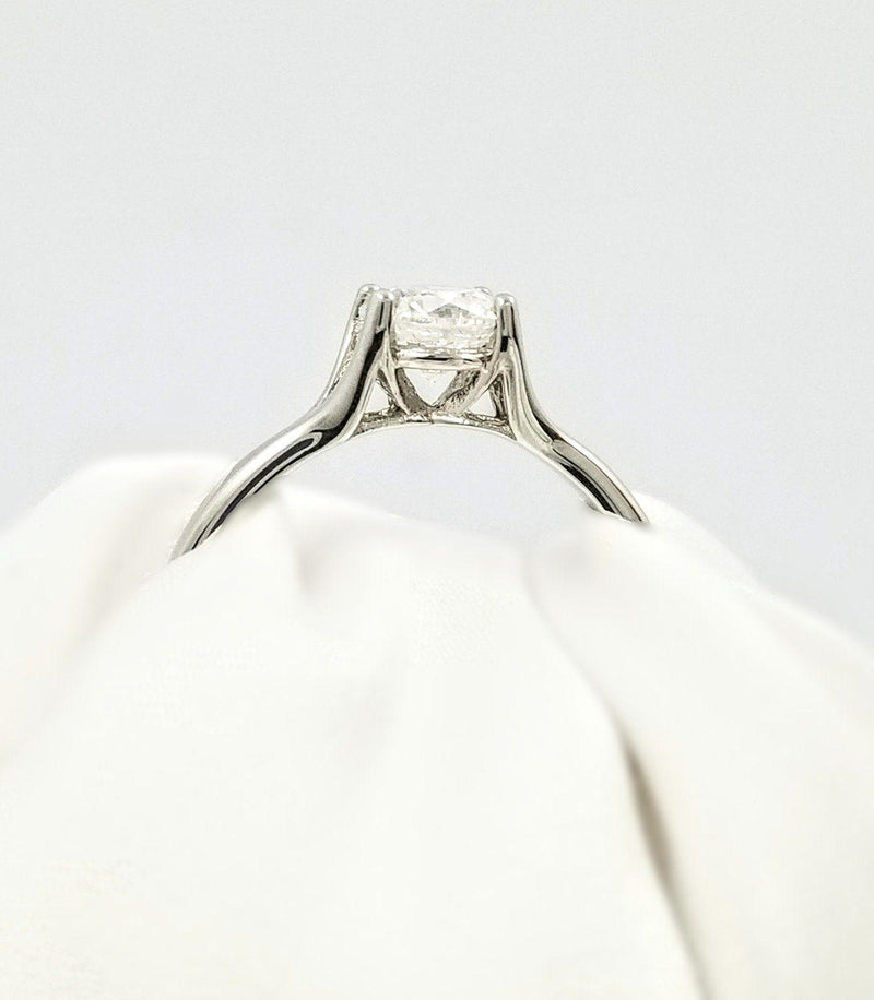 9 kt White Gold Diamond Ring in a Crown - Cape Diamond Exchange