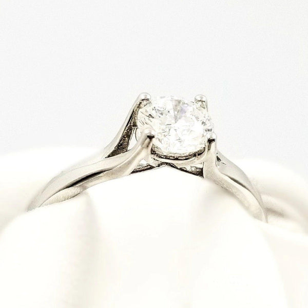 9 kt White Gold Diamond Ring in a Crown - Cape Diamond Exchange