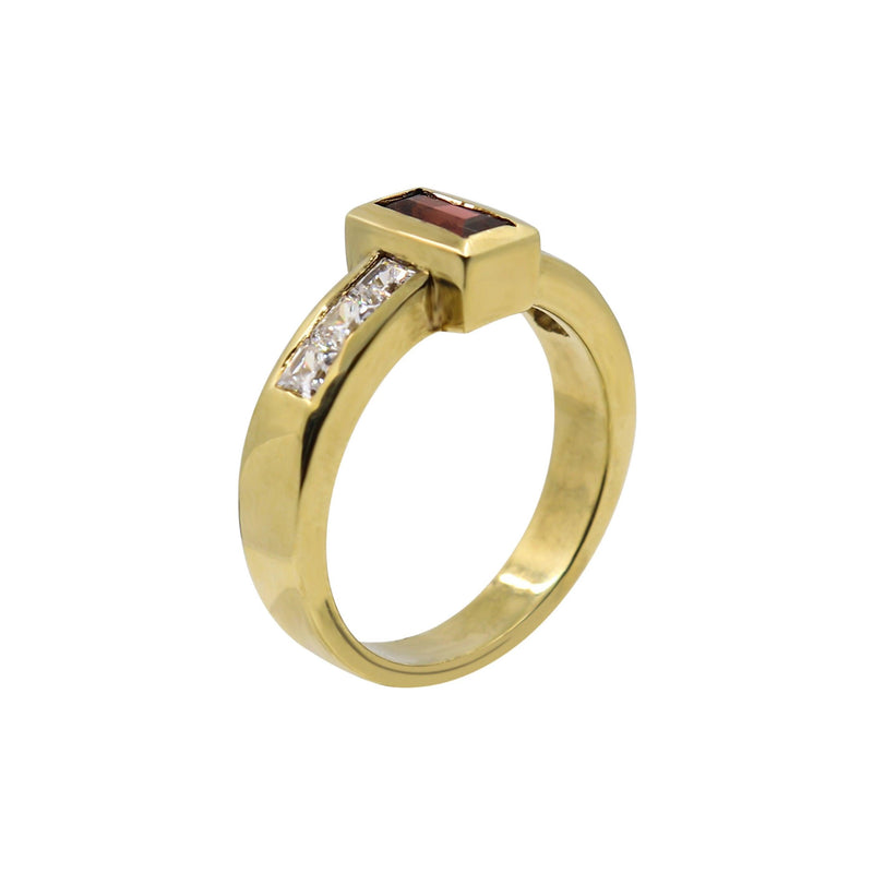 Baguette Garnet with six Square Cut Cubic Zirconias in Yellow Gold