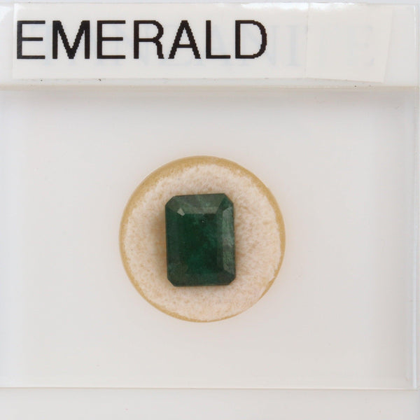 4.25ct Emerald Stone - cape diamond exchange