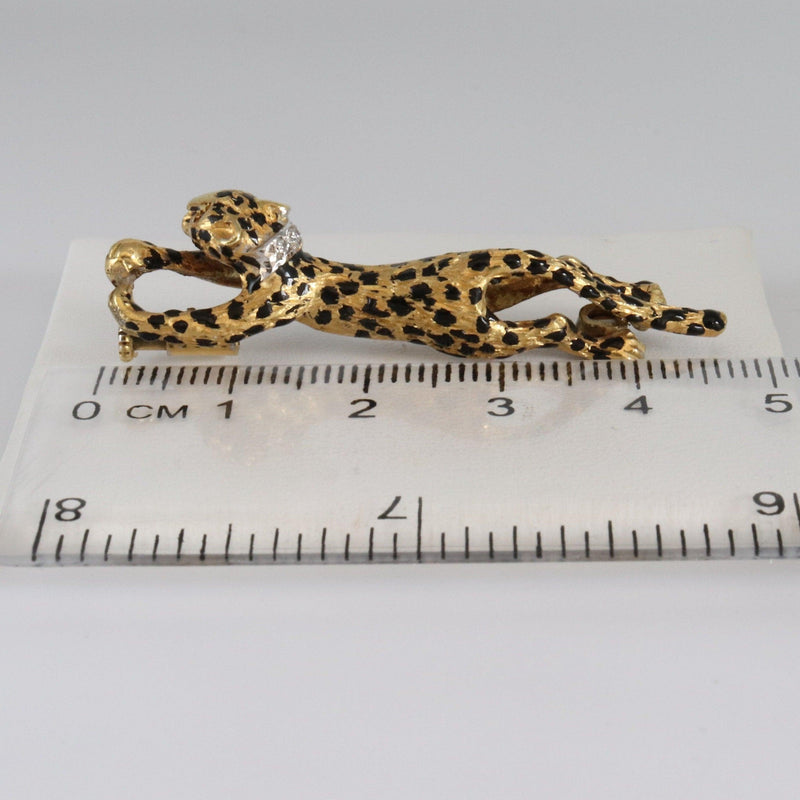 18kt Leopard Brooch with measurements - cape diamond exchange