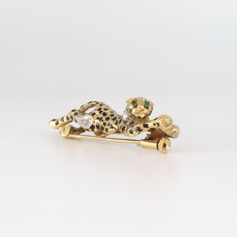 18kt Leopard Brooch front view - cape diamond exchange