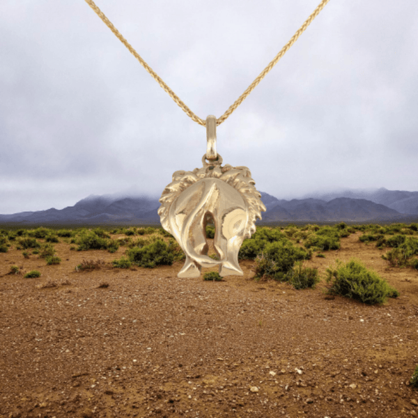 Lions Backside pendant walking in the open plains - cape diamond exchange