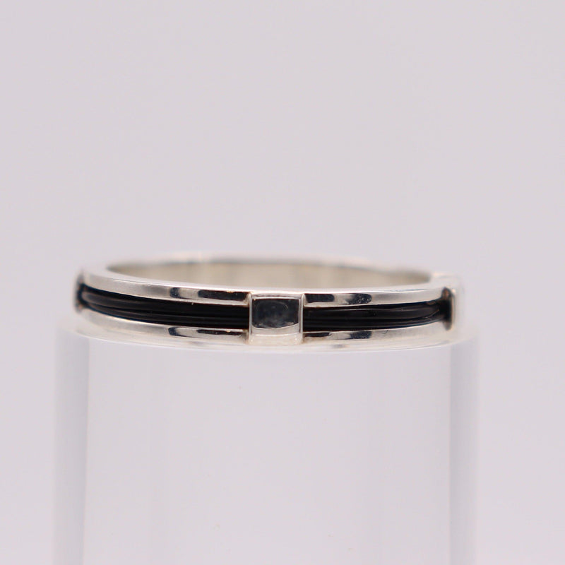 One strand Silver ring with Elephant hair - Cape Diamond Exchange