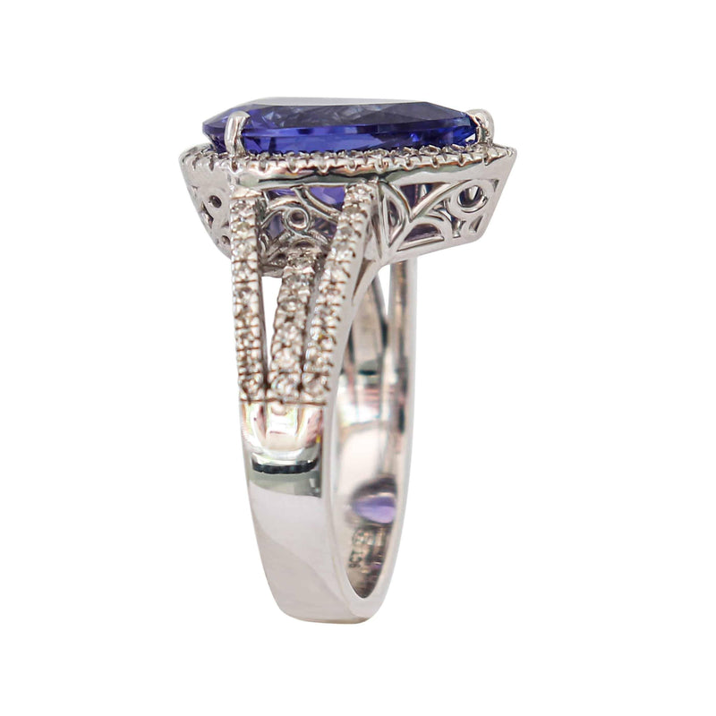 Pear shaped Tanzanite and Diamond Ring