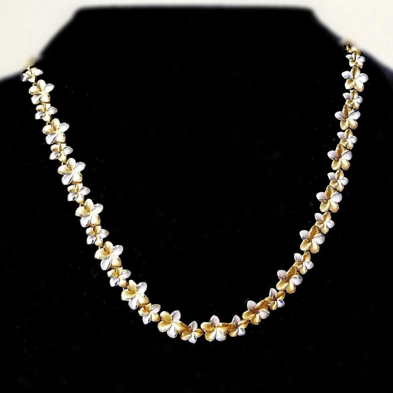 9 kt White and Yellow Gold flower Necklace - Cape Diamond Exchange