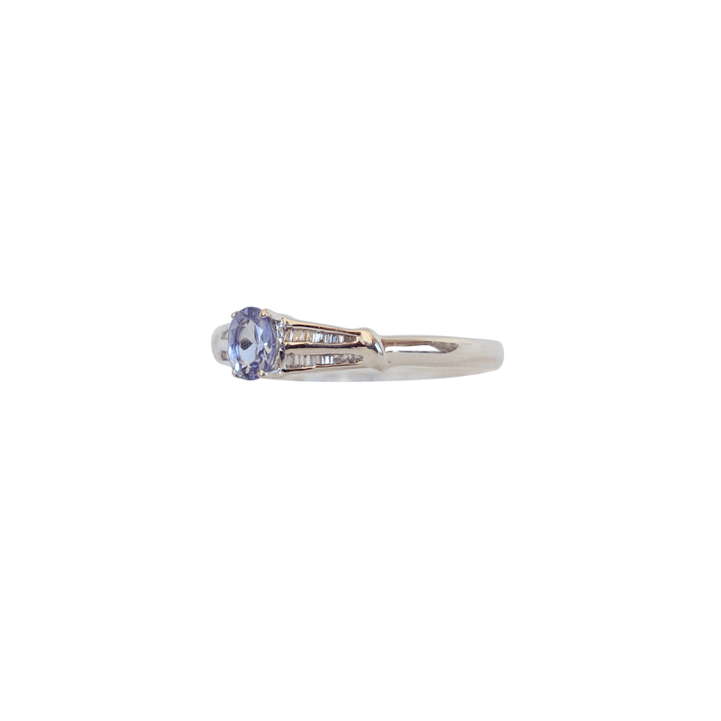 9 kt White gold Oval Tanzanite and Baguette Diamond Ring - Cape Diamond Exchange