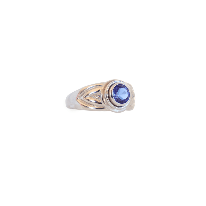 Round Tanzanite Solitaire ring with Diamonds - Cape Diamond Exchange