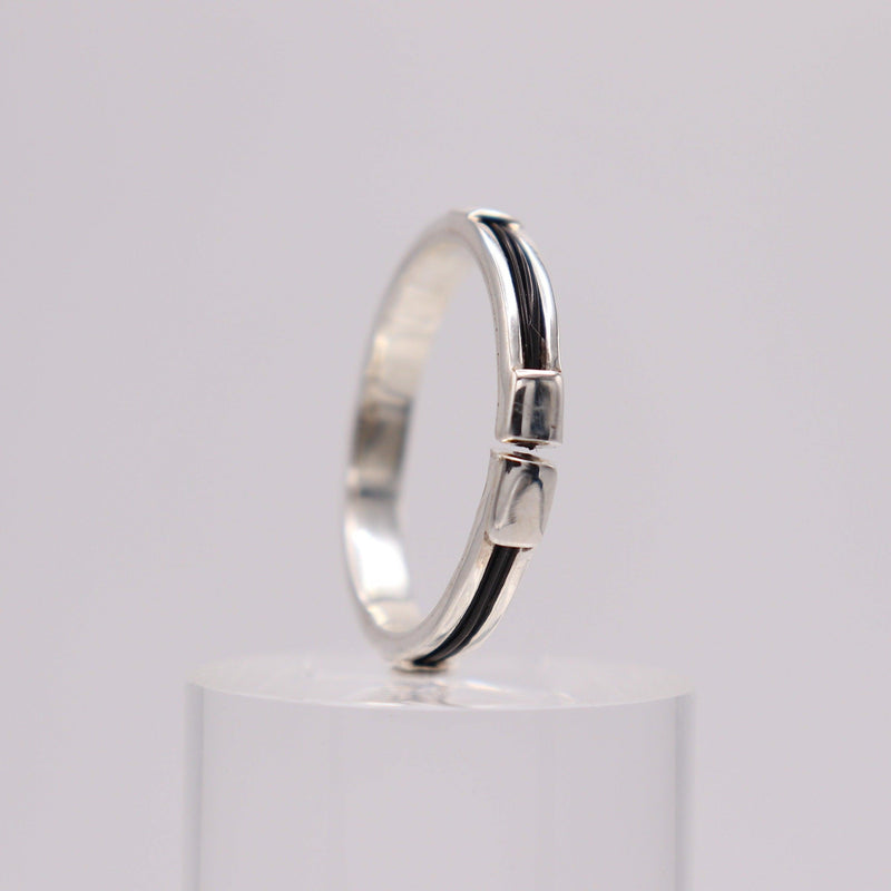 One strand Silver ring with Elephant hair - Cape Diamond Exchange