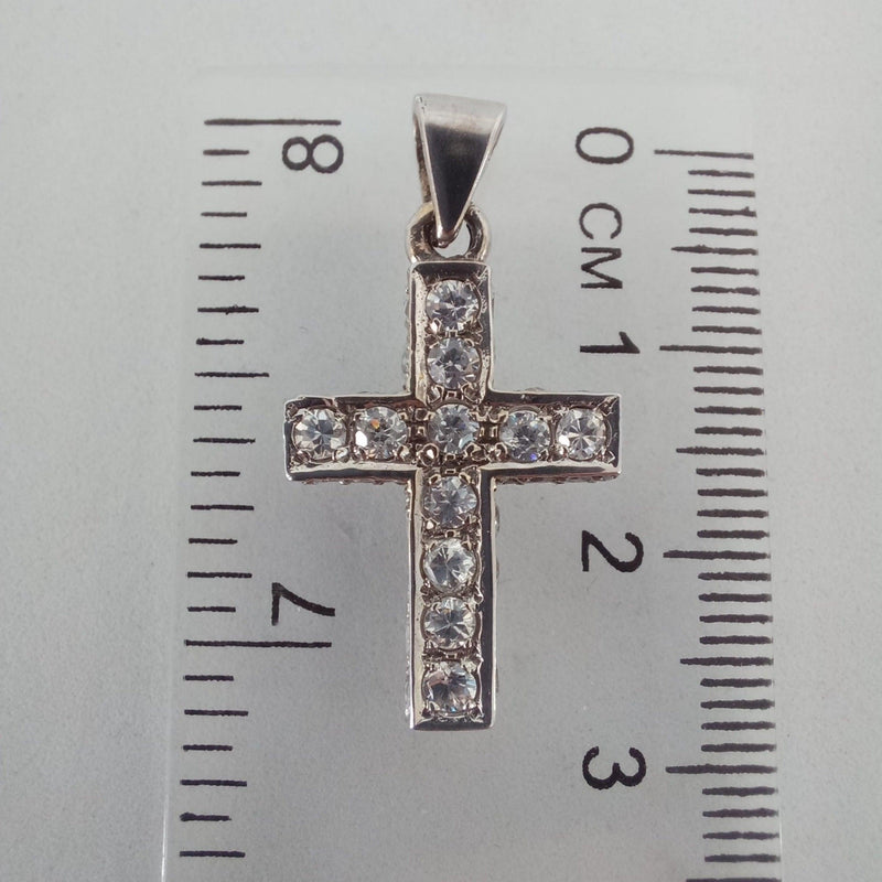 White Gold 3D Cross measurements - cape diamond exchange